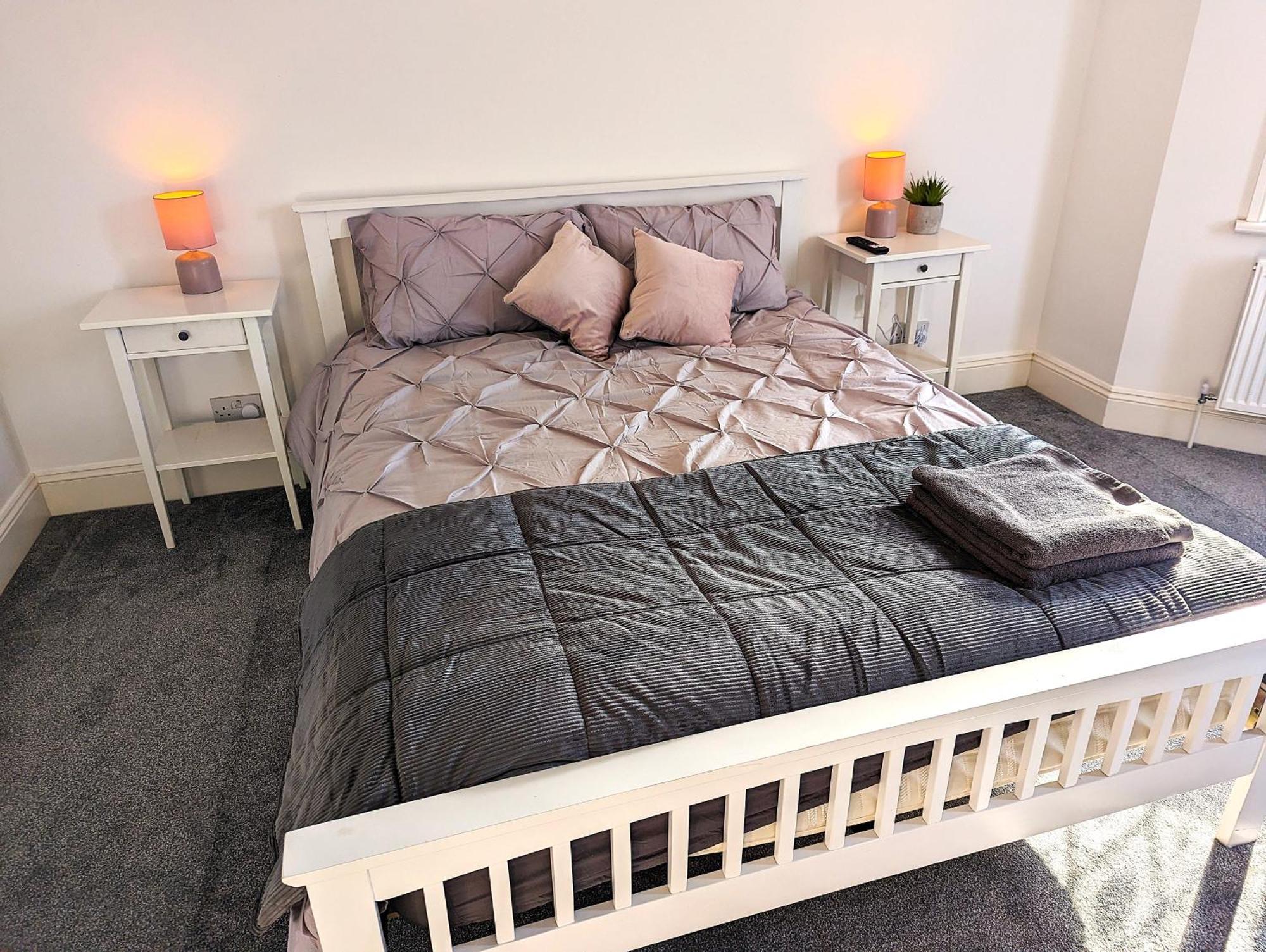Cosy Bee And Apartment 伯恩茅斯 外观 照片