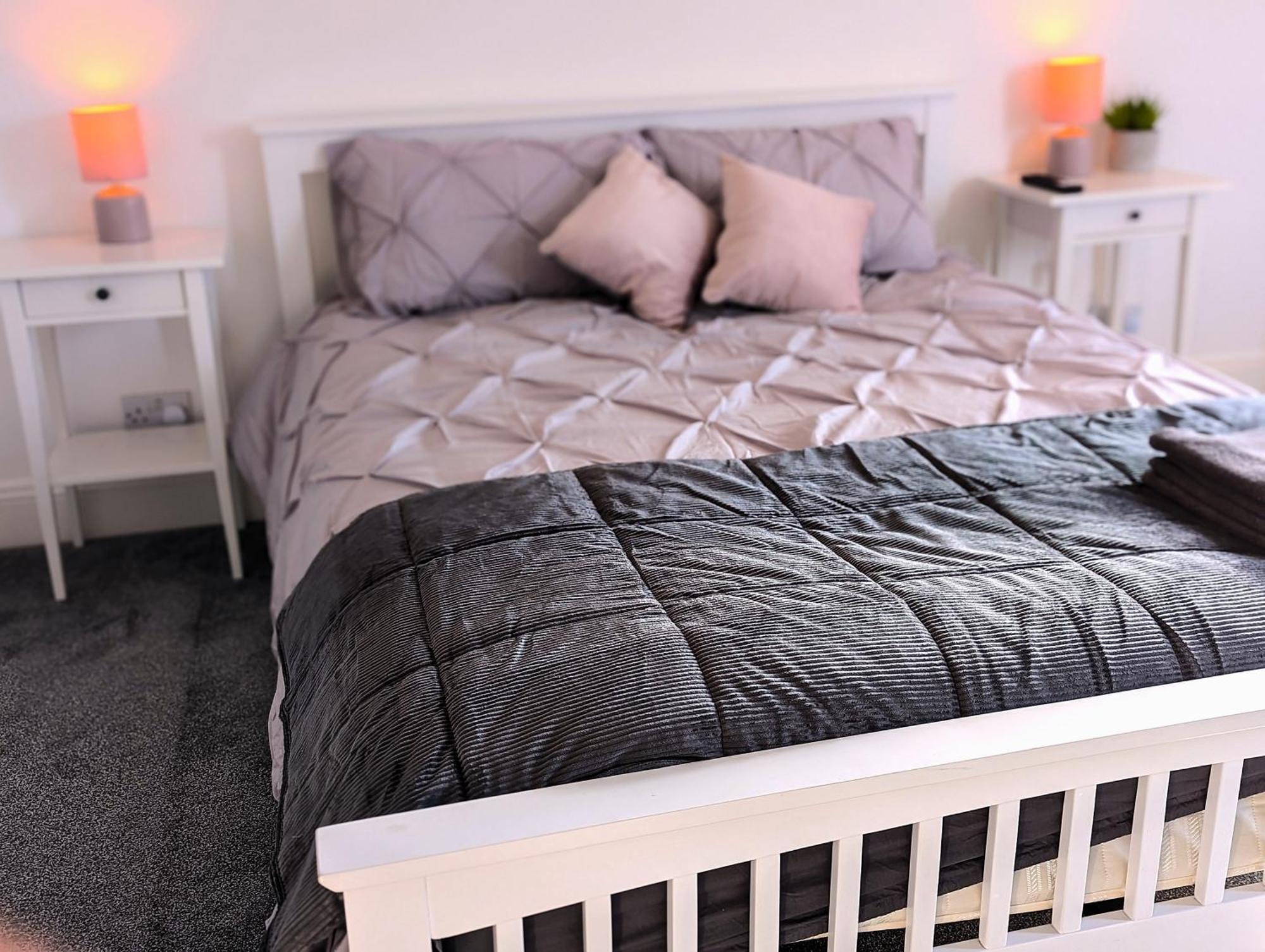 Cosy Bee And Apartment 伯恩茅斯 外观 照片